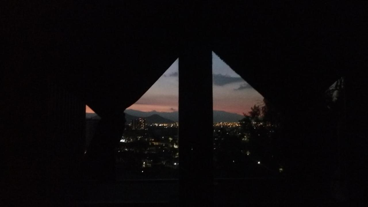 Nuevovalpo Hillside Homestay 산티아고 외부 사진